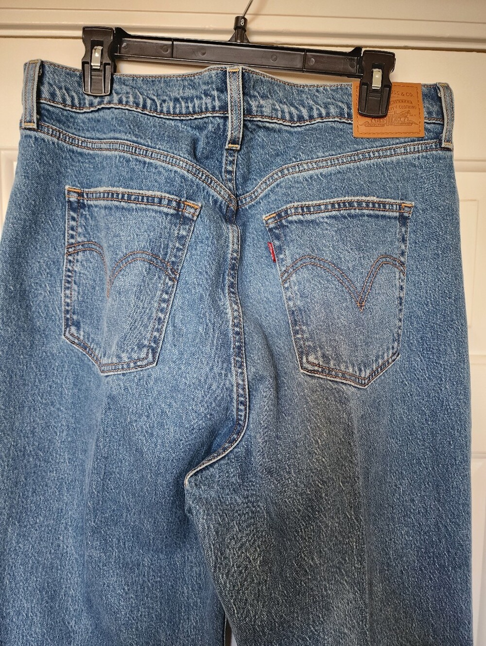Ribcage Levi's Medium Blue Wide-Leg High-Rise Jeans - Picture 5 of 10